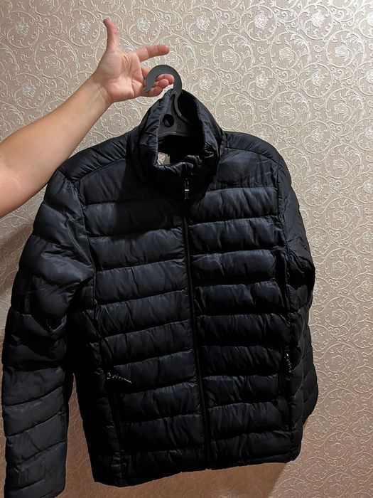 Продам подростковую куртку .