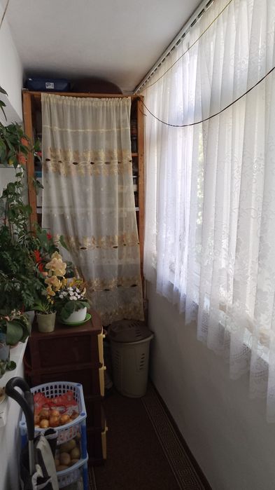 Vând ap 2 camere et 2