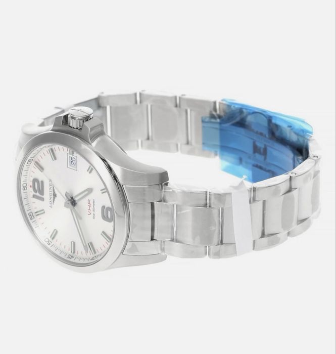 Швейцарские часы LONGINES Conquest V.H.P. Кварцевый механизм