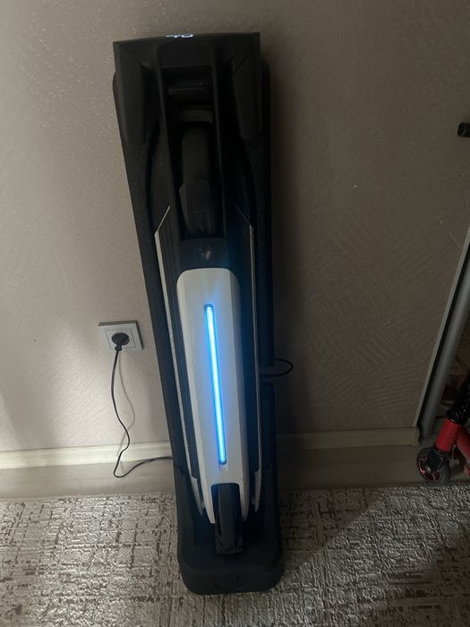 Ninebot самокат оригинал, компактный удобный