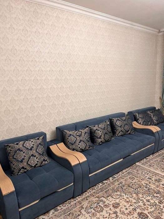 Продаю диван отличном состояние