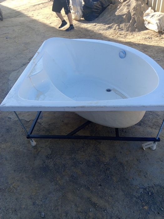 Вана жакузи почти новый