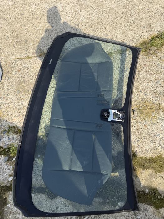 Челно стъкло бмв х5 ф15 с хедъп (chelno stuklo bmw x5 f15)