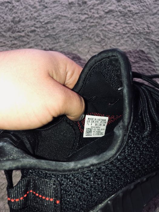 Adidas Yeezy Boost 350 V2 Bred – Mărimea 39 1/3 EU