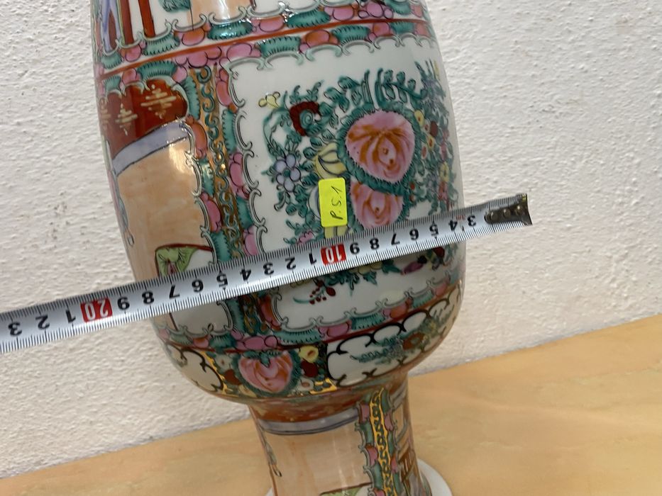 Китайска ваза от порцелан