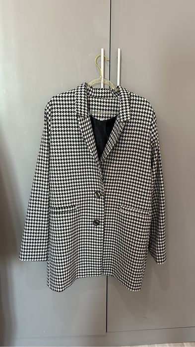 Продам одежды