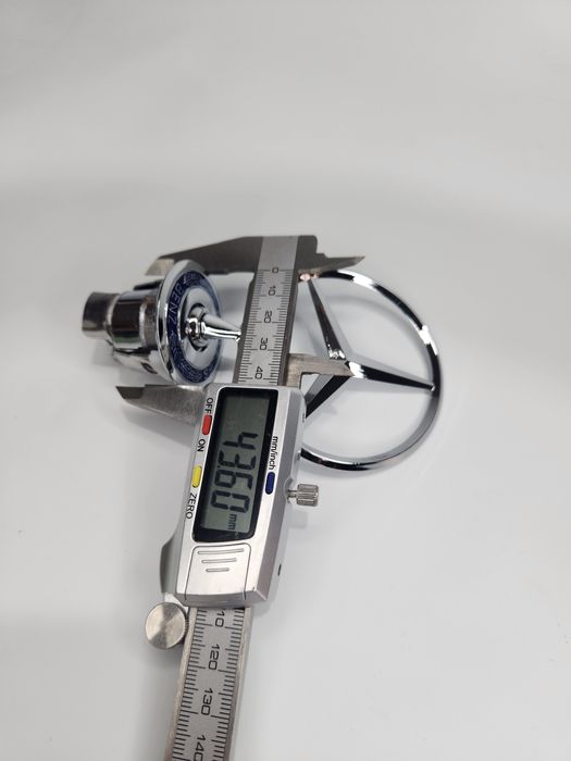 Sigla mercedes emblema stema mercedes capota