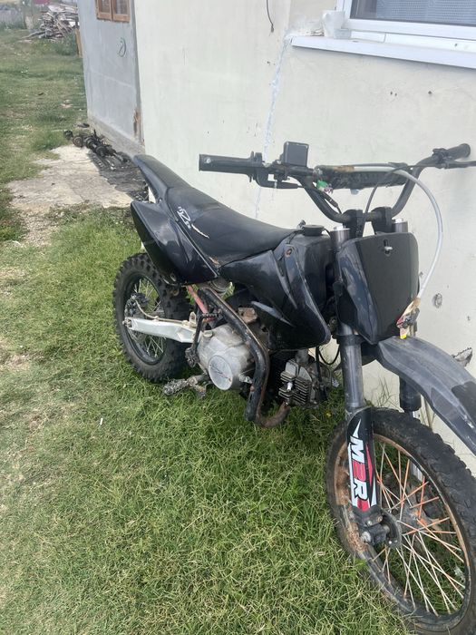 Vand cross 125 4 timp in stare buna