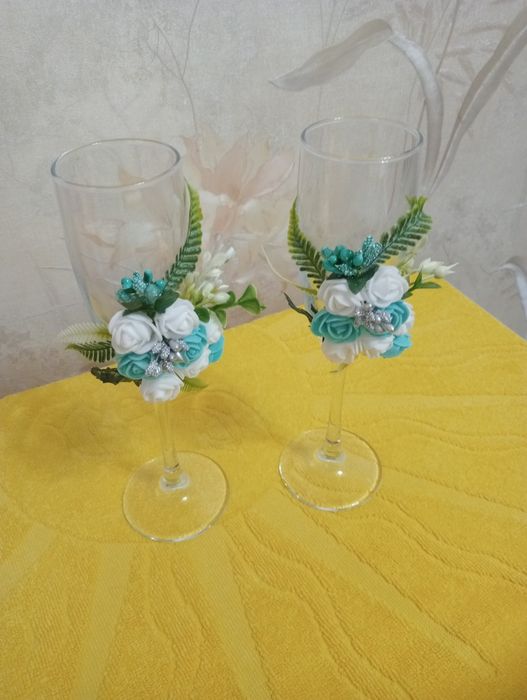 Продаются фужеры.