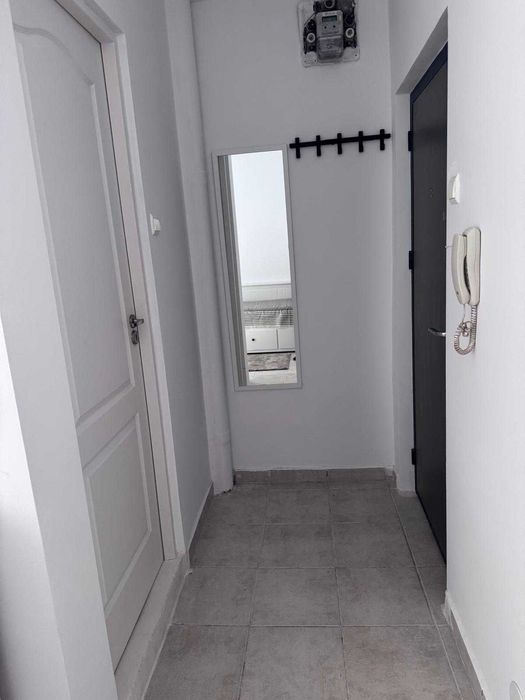 Inchiriez garsoniera renovata Piata Alba Iulia