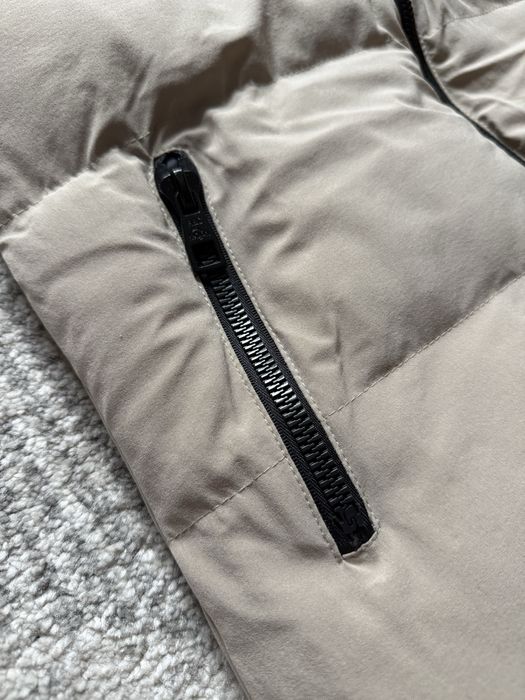 Vesta lunga matlasata bej