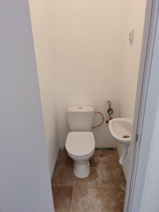 Дава се под наем Магазин в Габрово, Център - 30 кв.м за 204 € - Снимка #4