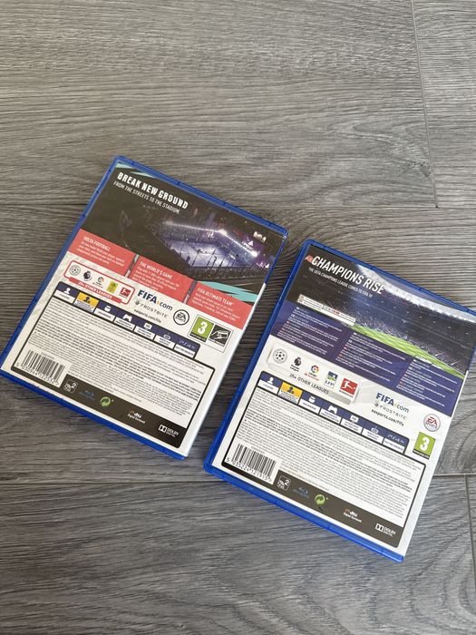Ps4 slim със три джойстика
