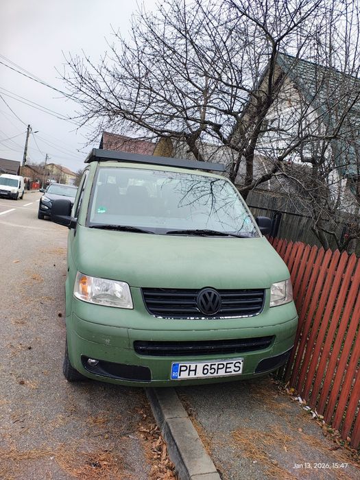 VW T5 army autoutilitar