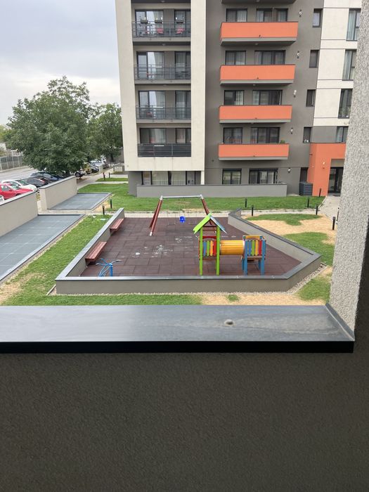 Proprietar ofer spre inchiriere ap. cu 2 camere