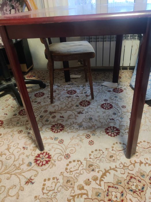 Стол производства Малайзия