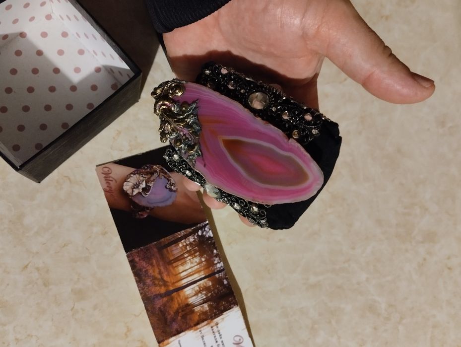 Винтидж гривна нова