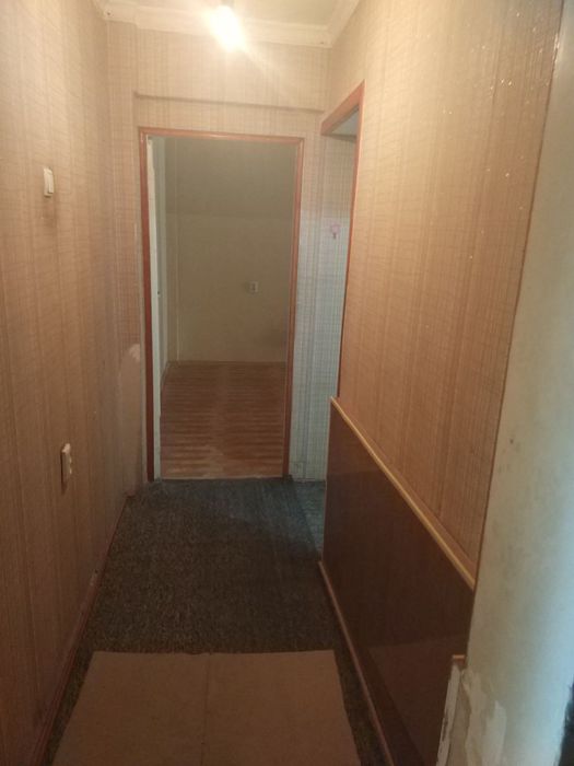 Qoraqamish 1/2 1xona 2 xona qilingan 1-etaj