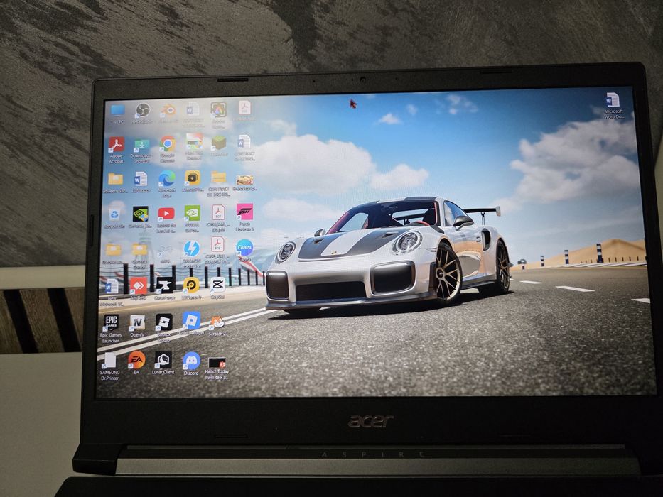 Vând laptop gaming Acer Aspire 7, Ryzen 5 5500U, GTX 1650