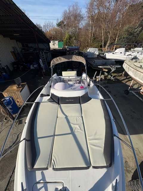 B2 Marine Cap Ferret 672