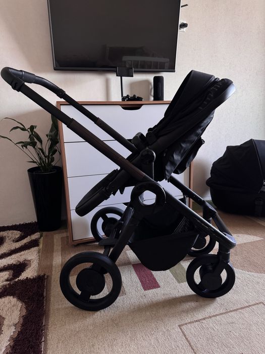 Продается детская коляска Anex Quant 2в1