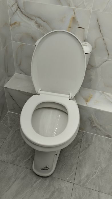 Унитаз продам дёшево