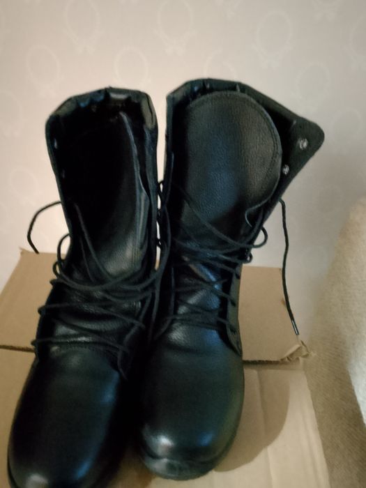 Продам берцы зимные новые