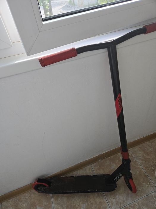 Продам самокат детский
