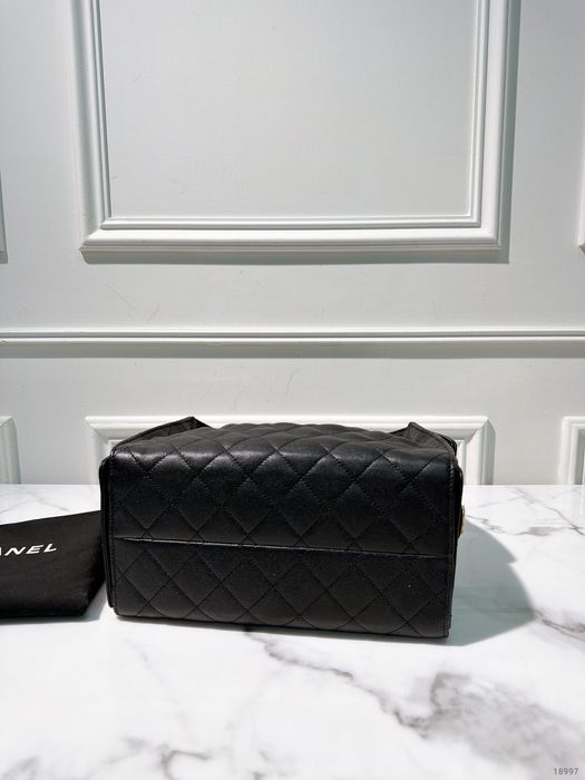 CHANEL Small 25 Bag Black