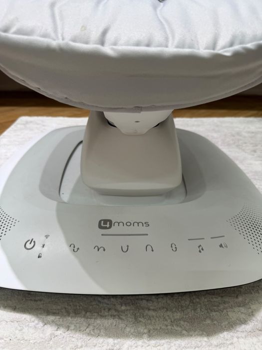 Шезлонг mamaroo 5 с блютузом