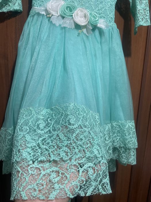 Новогоднее праздничное платье девочки