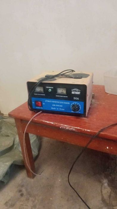 Зарядные устройства на автомобили и мото технику