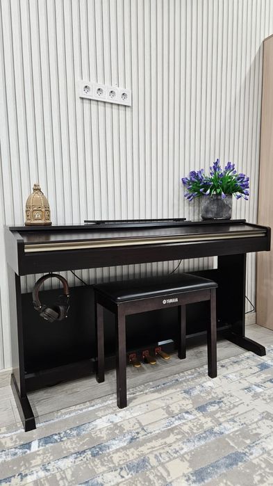 Продам пианино  Yamaha YDP-161