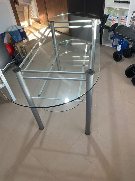 Стъклена функционална маса на две нива