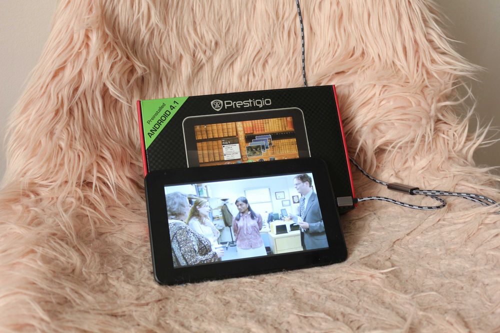 Prestigio MultiReader PER5474BC четец