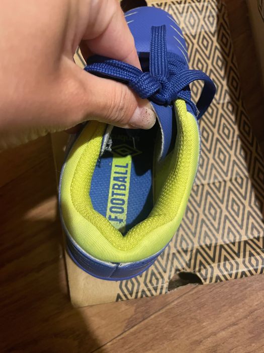 Футболни стоножки Umbro