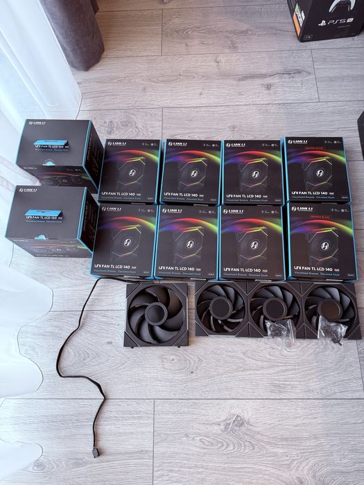 Ventilatoare Lian li TL LCD pc gaming reverse si non reverse asus oled