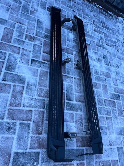 Порог на Ланд Крузер 200