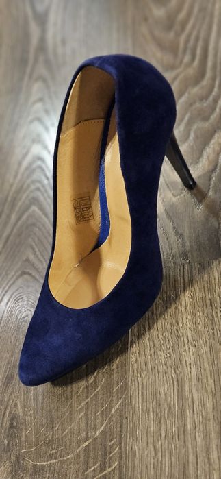 Дамски обувки Gabina от велур на ток - 39 номер