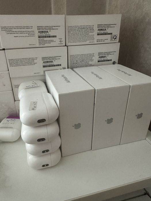 Airpods pro 2, ушки, оригинал, есть для Тип С кейса и для лайтинг