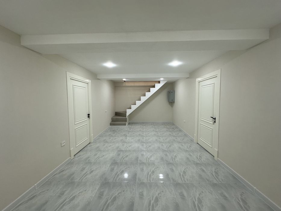 Сдается в аренду помещение вдоль дороги 200м2 - Яккасарай | Братские