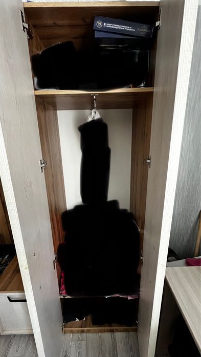Продам шкаф для прихожей