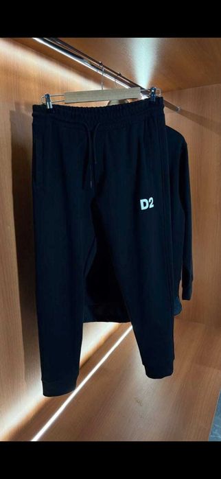 Dsquared2 (DSQ2) Мъжки комплект