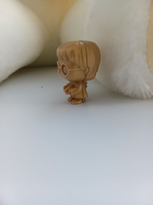 Golden Harry Potter Kinder Joy Funko Pop