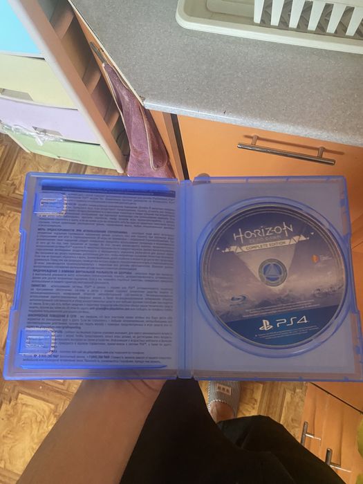Игра на Ps4 Horizon диск