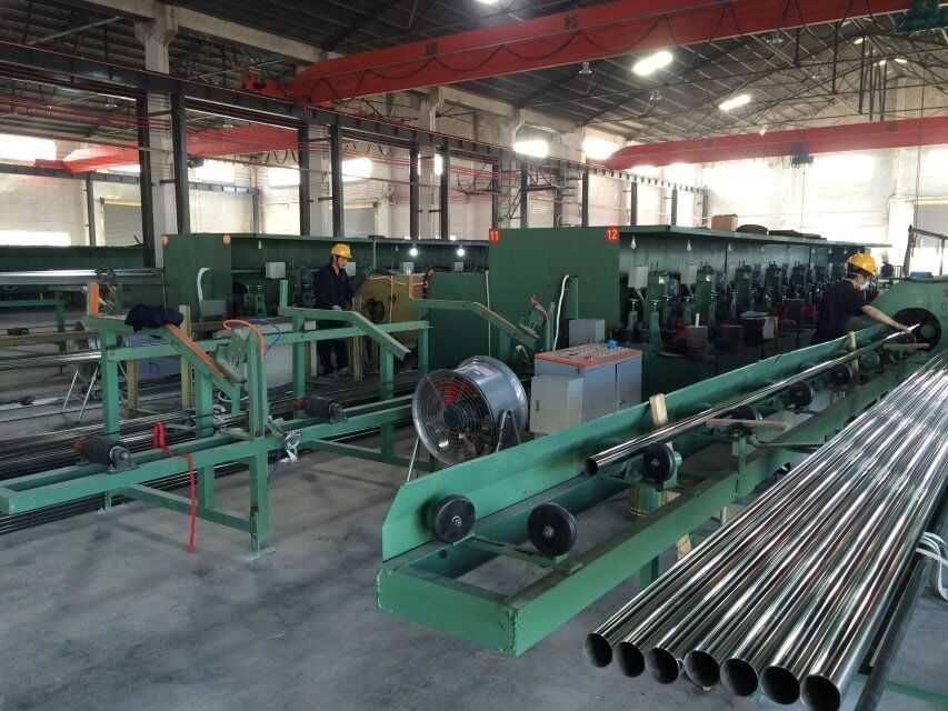 Трубы 201 из Китая — склад в Ташкенте, выгодно оптом!