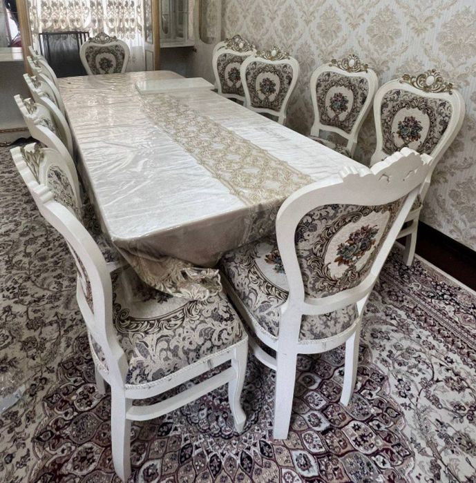 Stol stul 12talik sifati zoʻr saqlangan