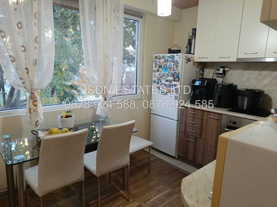 Продава се Тристаен апартамент в Казанлък - 85 кв.м за 870 €/кв.м - Снимка #1