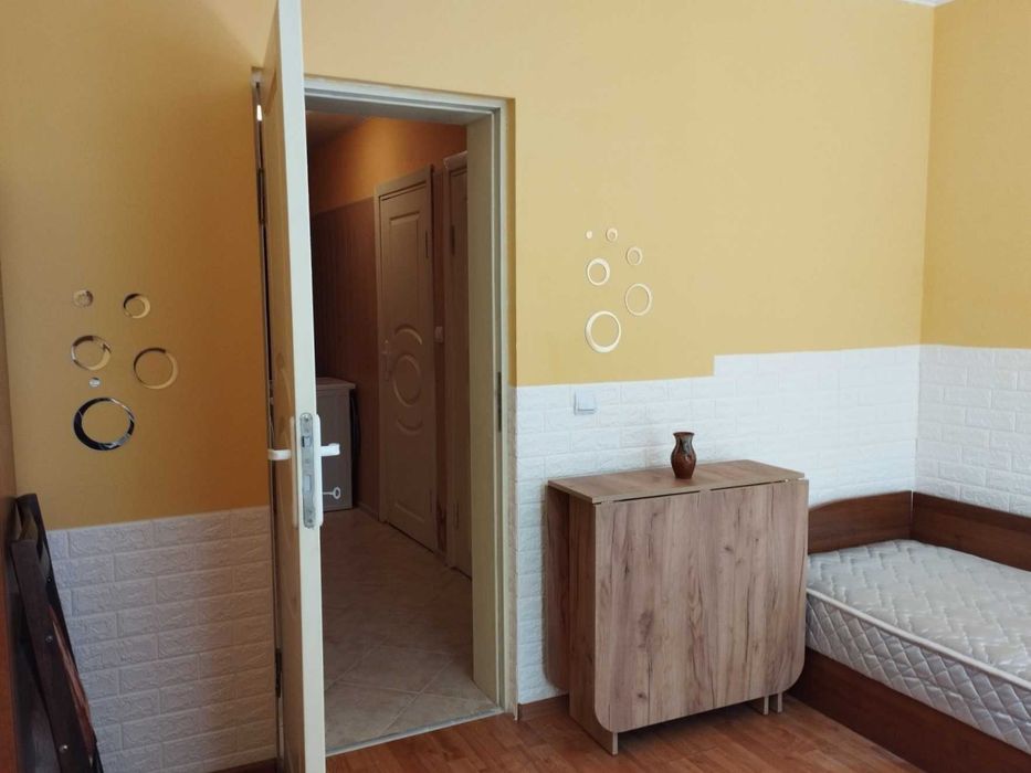 Дава се под наем Двустаен апартамент в Велико Търново, Център - 40 кв.м за 239.7 € - Снимка #3