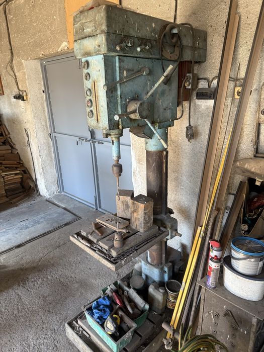 Колонна бормашина ПК203